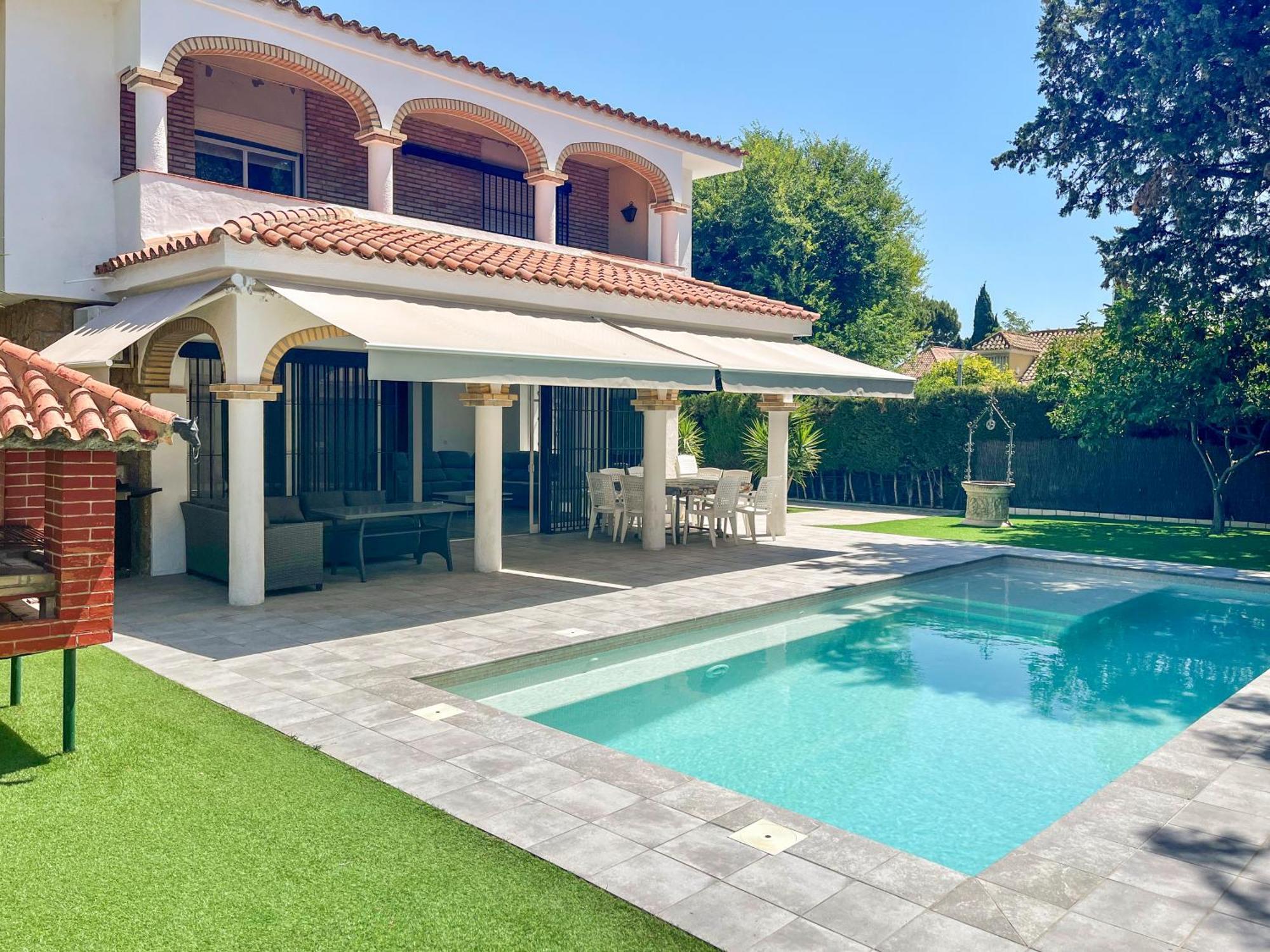 Villa Alamos Jerez I Piscina Salada Climatizada I Bbq I Jardines I 850M2 Jerez de la Frontera Kültér fotó